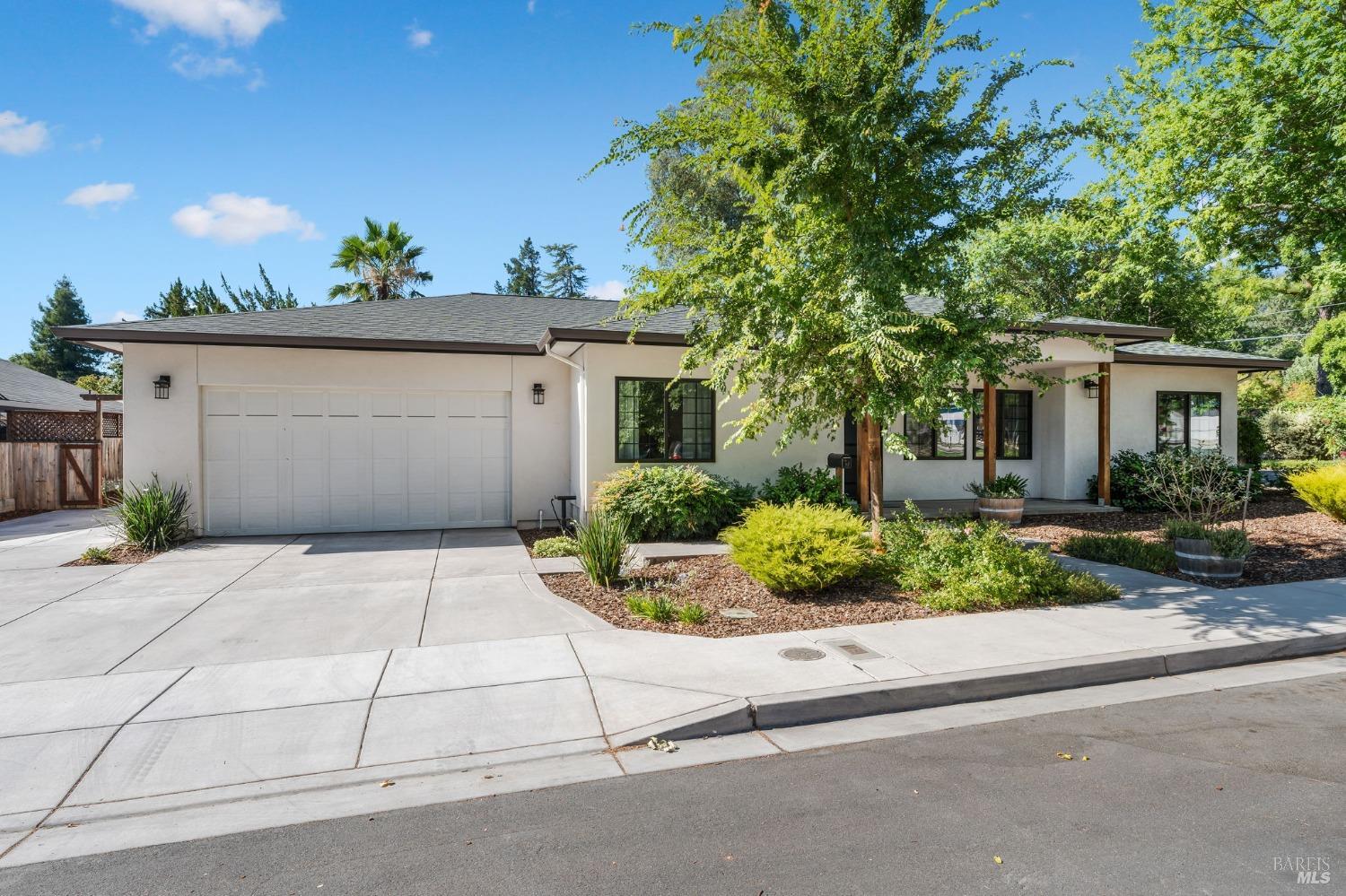 655 Dora Avenue Ukiah CA 95482