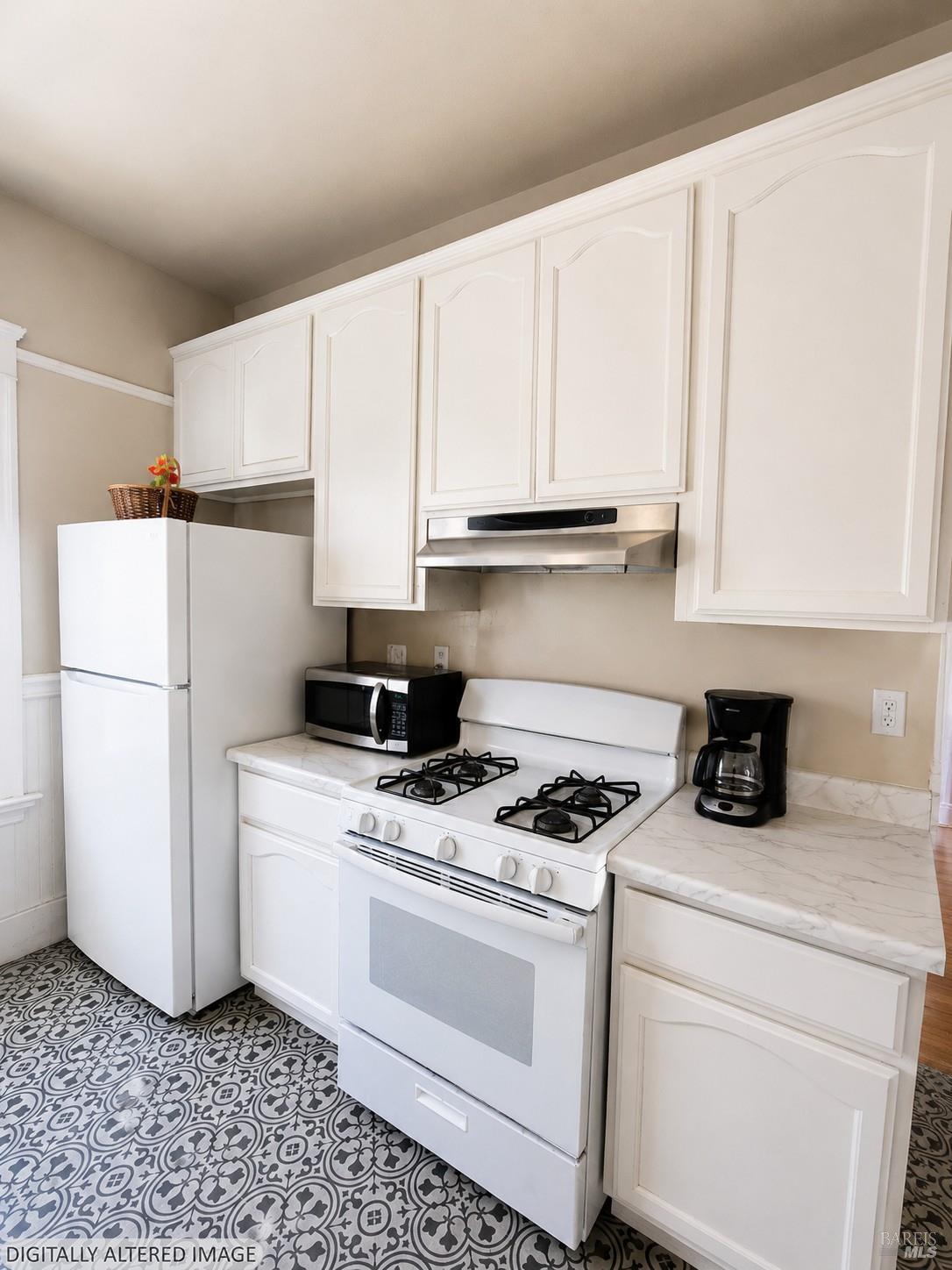 3869-3871 M L King Jr Way Oakland CA 94609