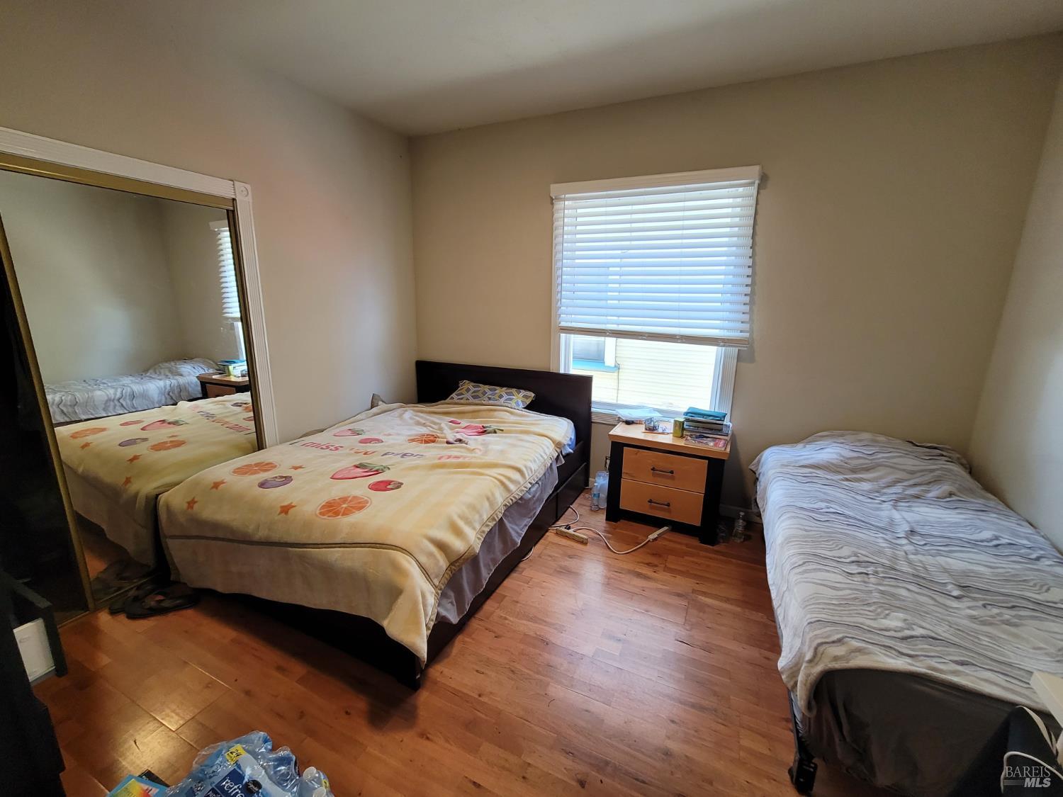 3869-3871 M L King Jr Way Oakland CA 94609