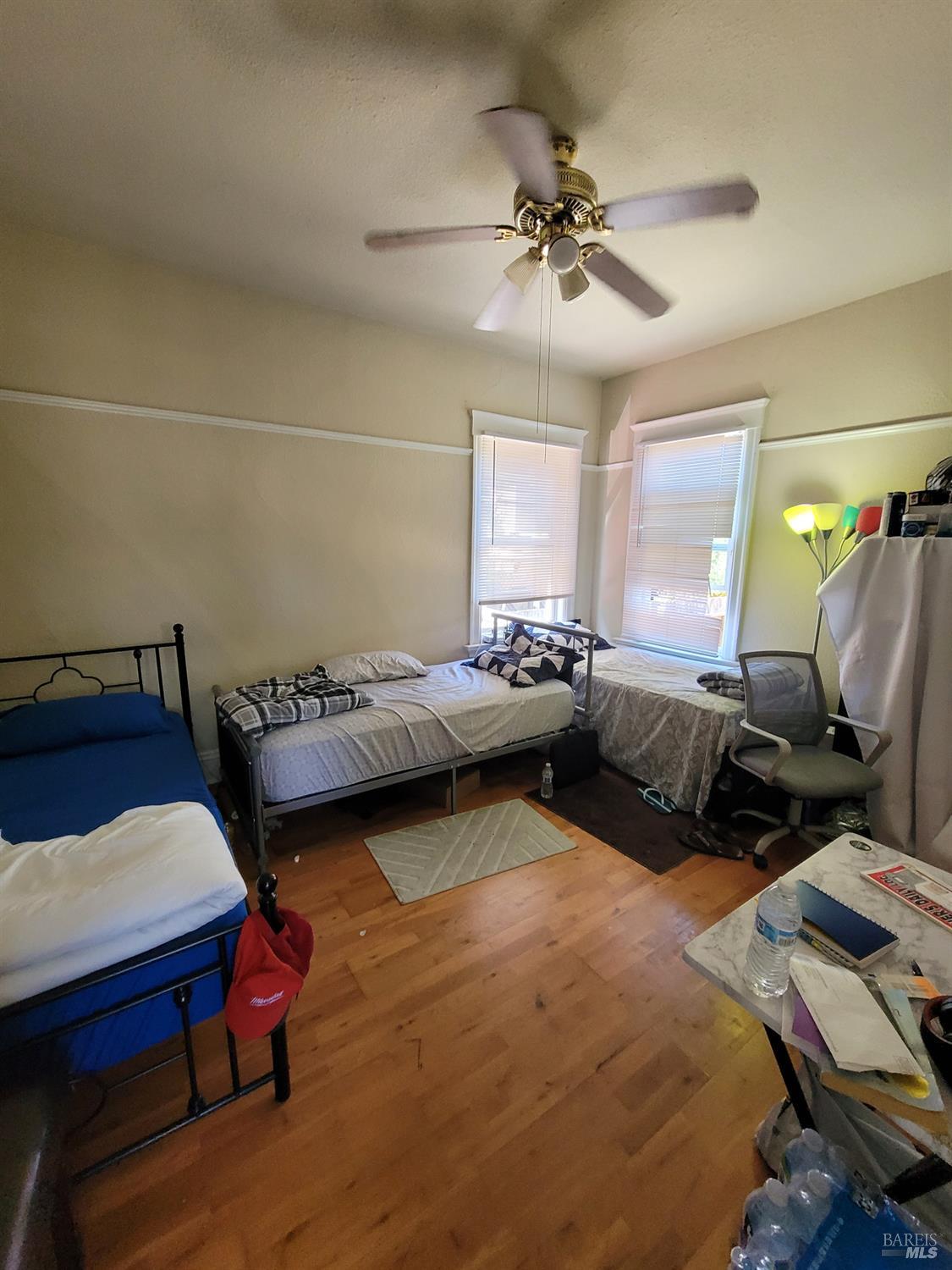 3869-3871 M L King Jr Way Oakland CA 94609