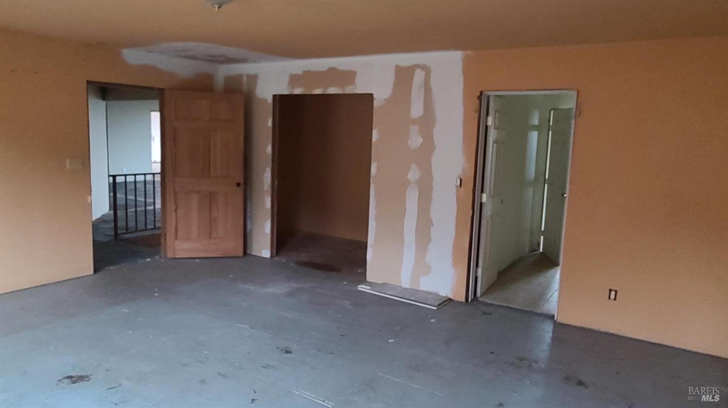 9176 Upper Lake Lucerne Road Upper Lake CA 95485