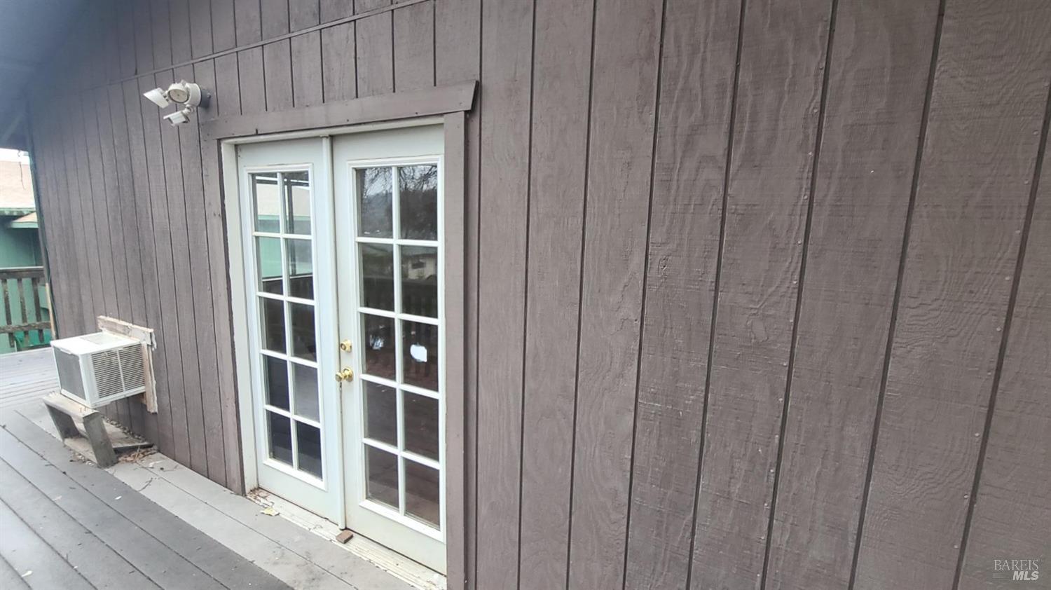 9176 Upper Lake Lucerne Road Upper Lake CA 95485