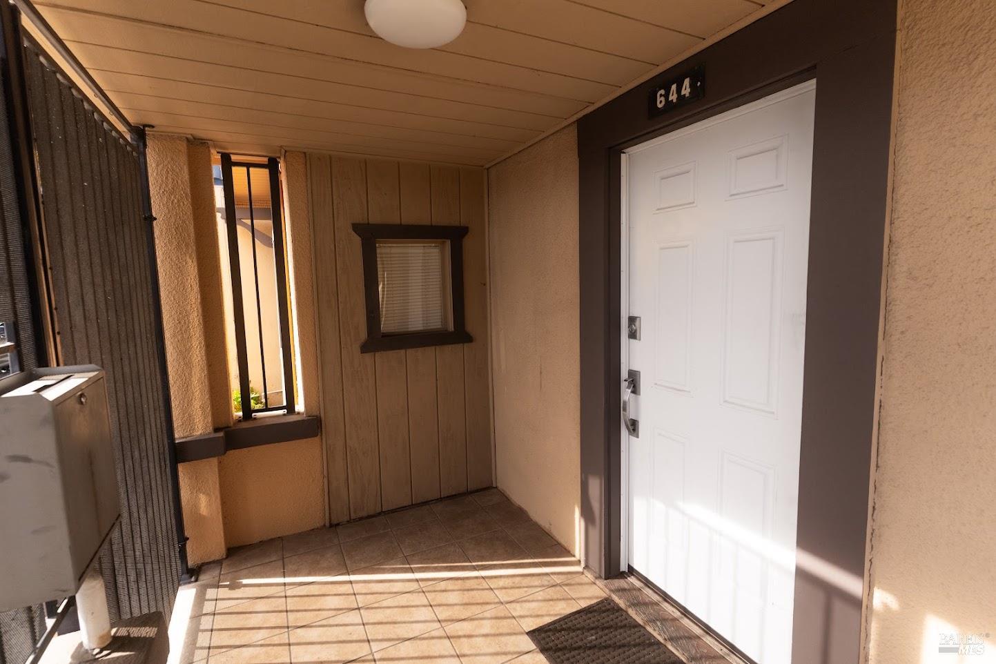 644 W Tennessee Street W Vallejo CA 94590