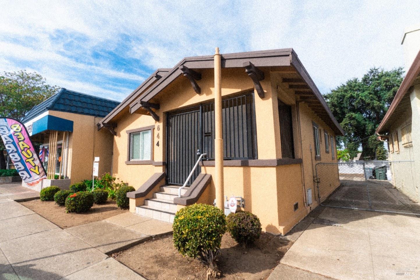 644 W Tennessee Street W Vallejo CA 94590