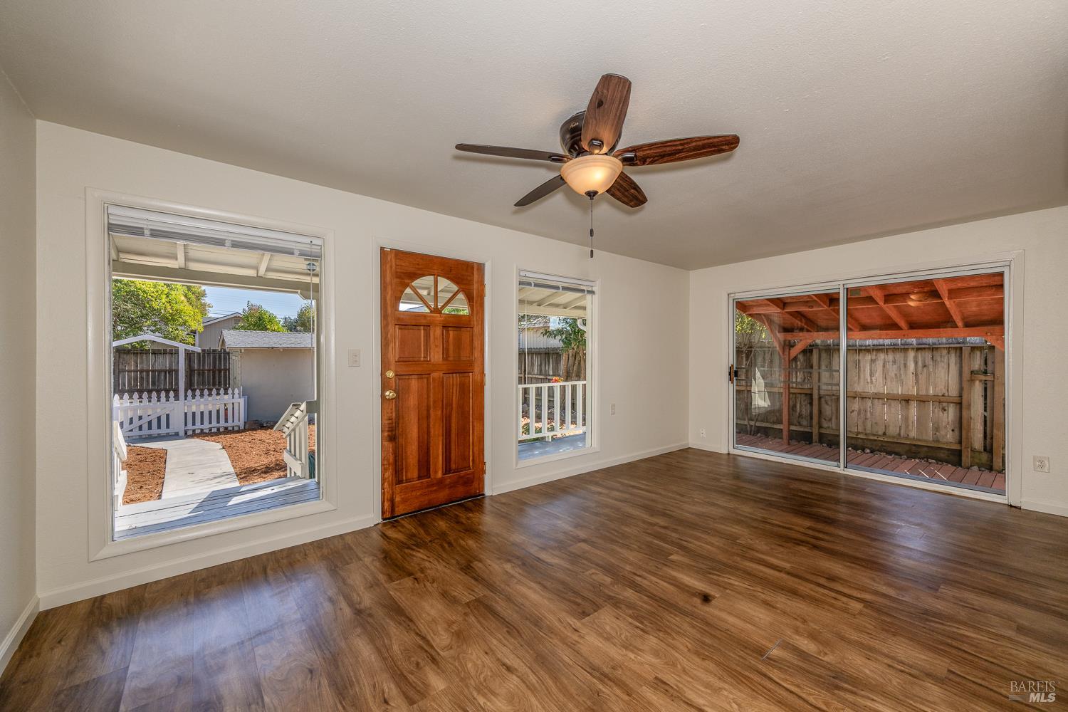 1181 Clover Drive Santa Rosa CA 95401
