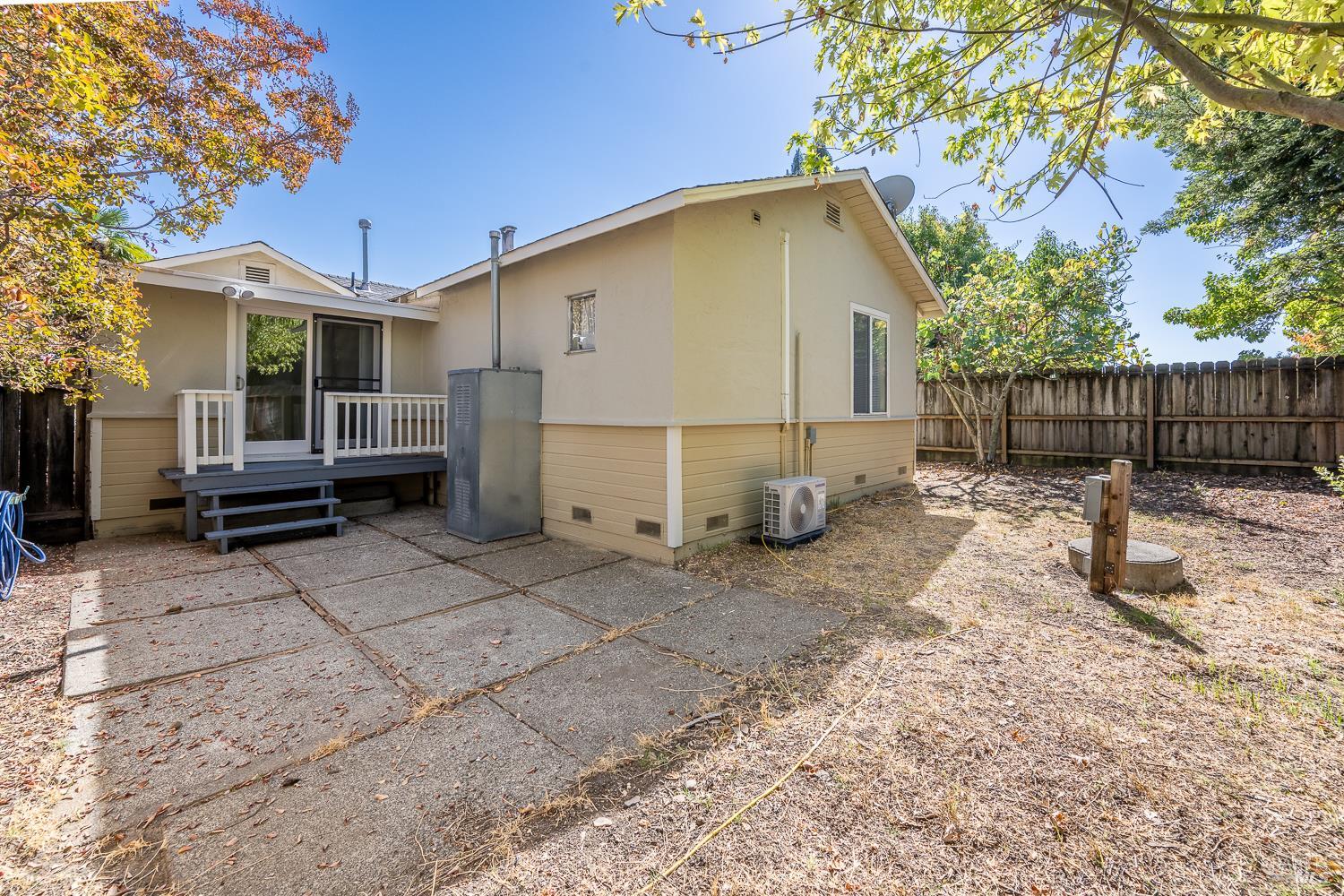 1181 Clover Drive Santa Rosa CA 95401