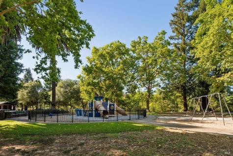 216 Hazel Street Santa Rosa CA 95401