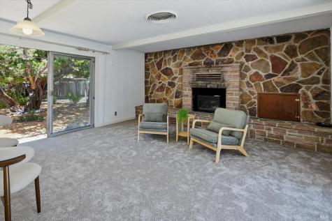 4941 Hansen Drive Santa Rosa CA 95409