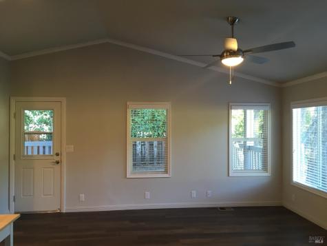 615 Antonio Street Cloverdale CA 95425