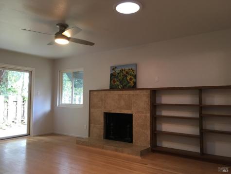 615 Antonio Street Cloverdale CA 95425