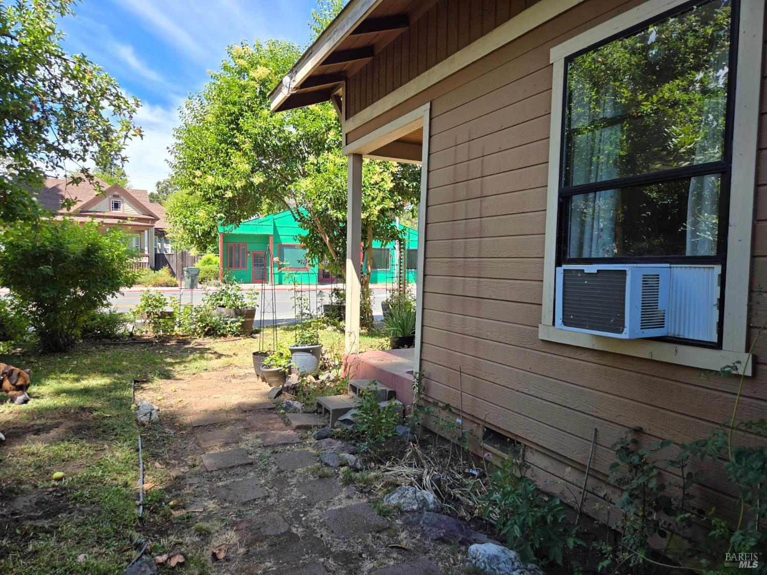 713 S Main Street Willits CA 95490