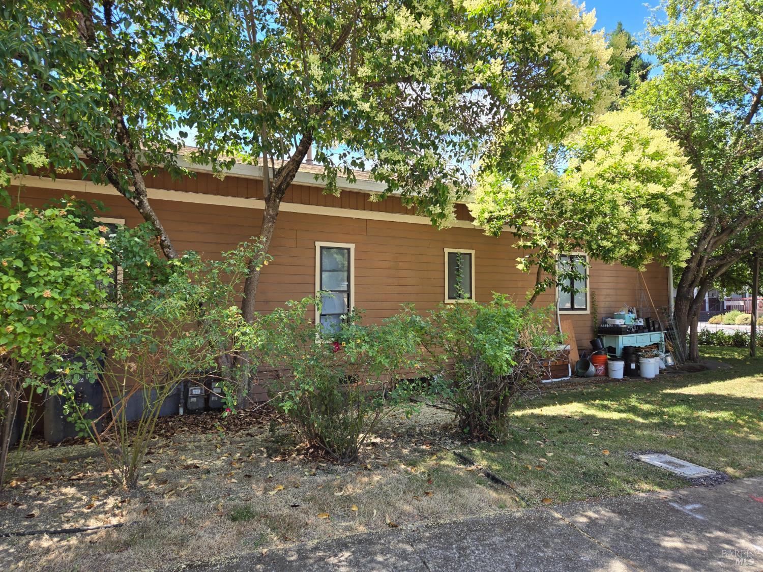 713 S Main Street Willits CA 95490
