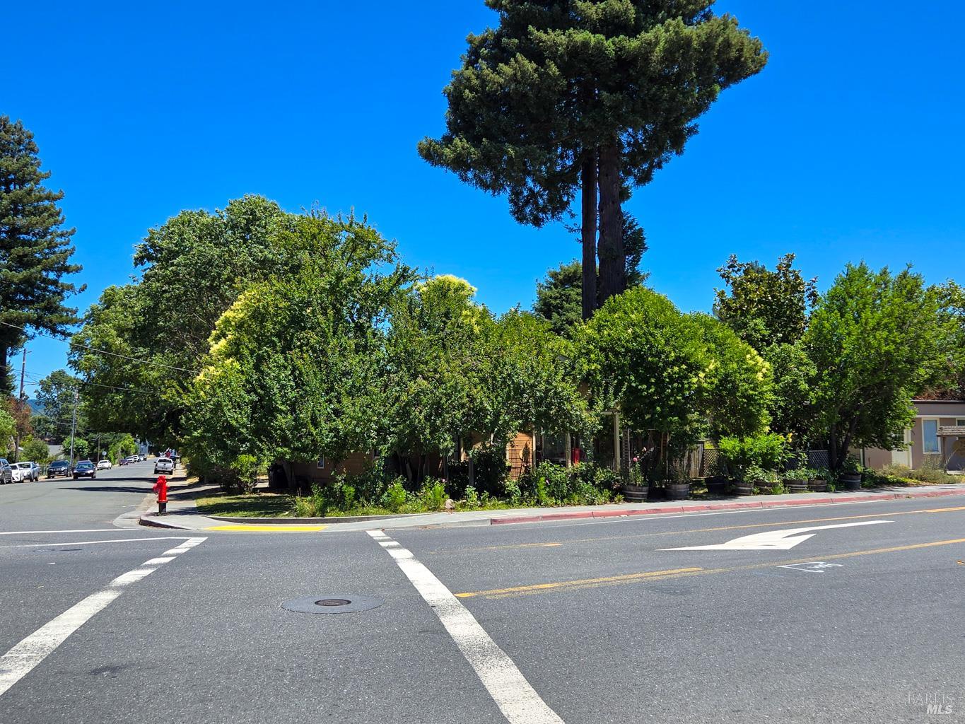 713 S Main Street Willits CA 95490