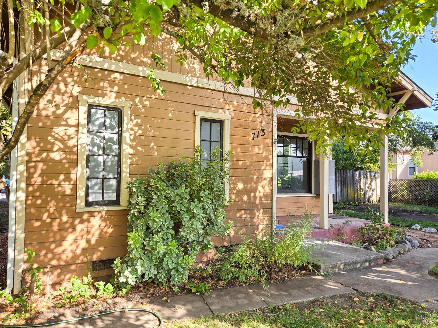 713 S Main Street Willits CA 95490