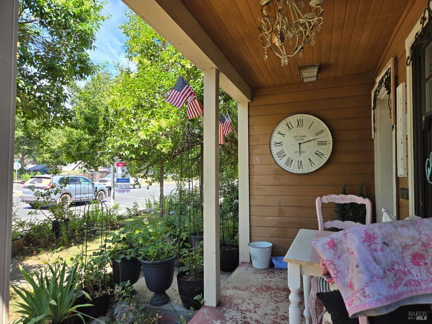 713 S Main Street Willits CA 95490
