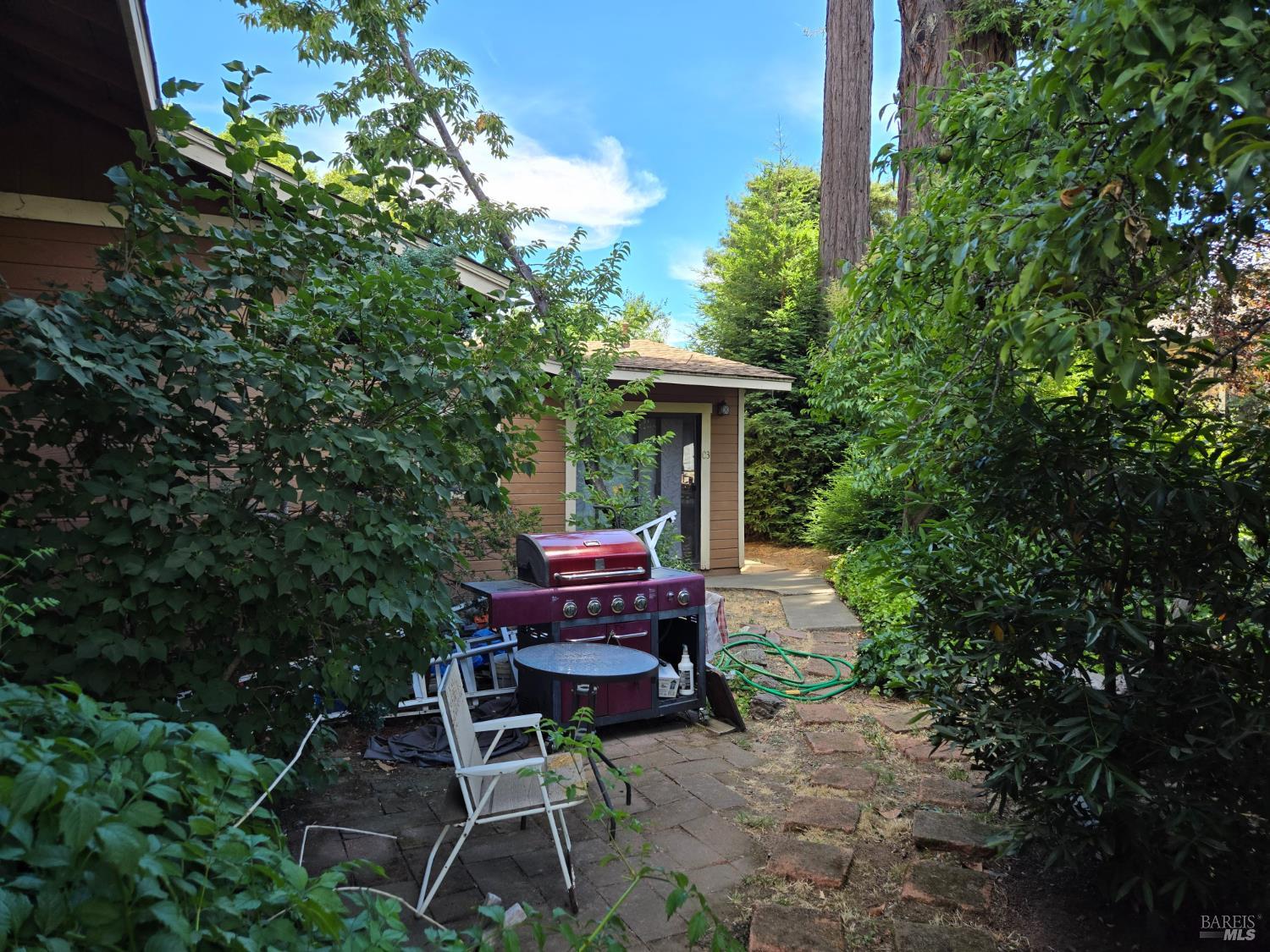 713 S Main Street Willits CA 95490