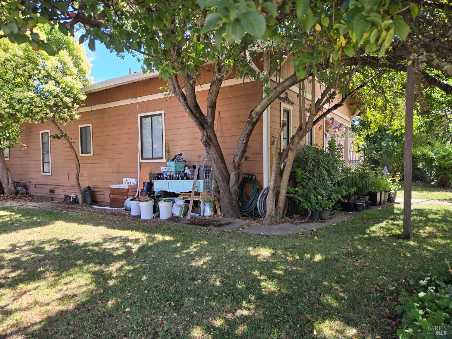 713 S Main Street Willits CA 95490