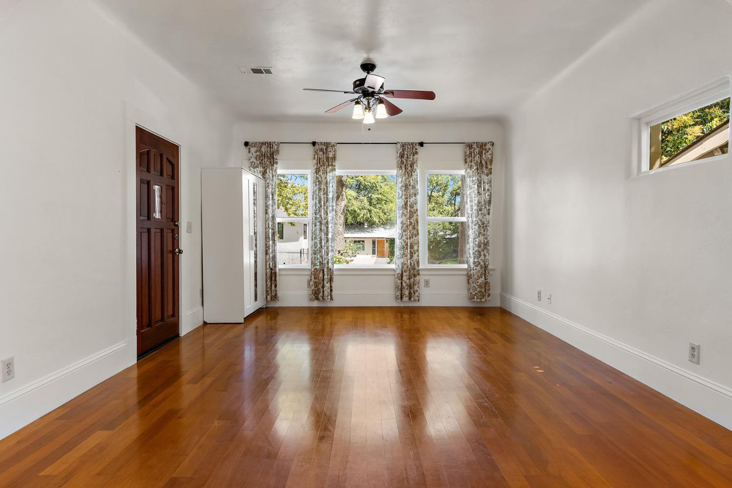 4010 2nd Avenue Sacramento CA 95817