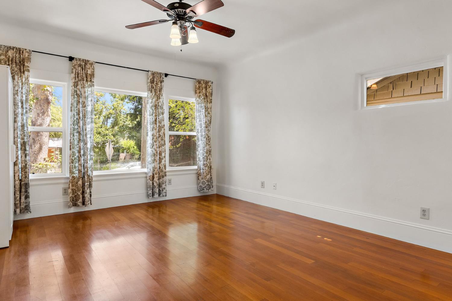 4010 2nd Avenue Sacramento CA 95817