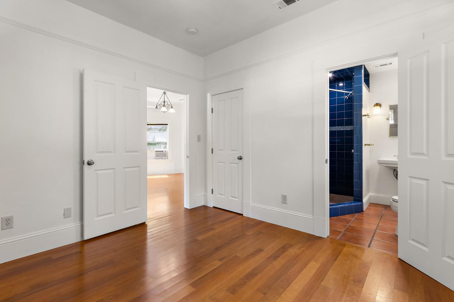 4010 2nd Avenue Sacramento CA 95817