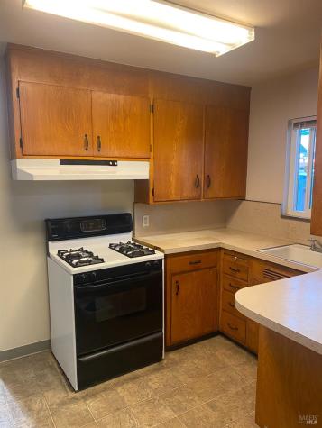 780 SW Dutton Avenue Santa Rosa CA 95407
