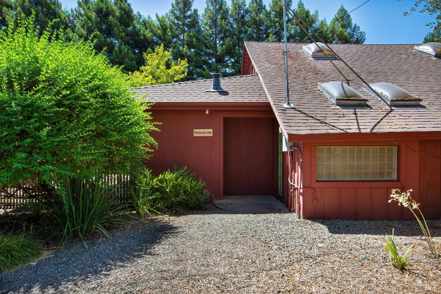 18935 5th Street W Sonoma CA 95476