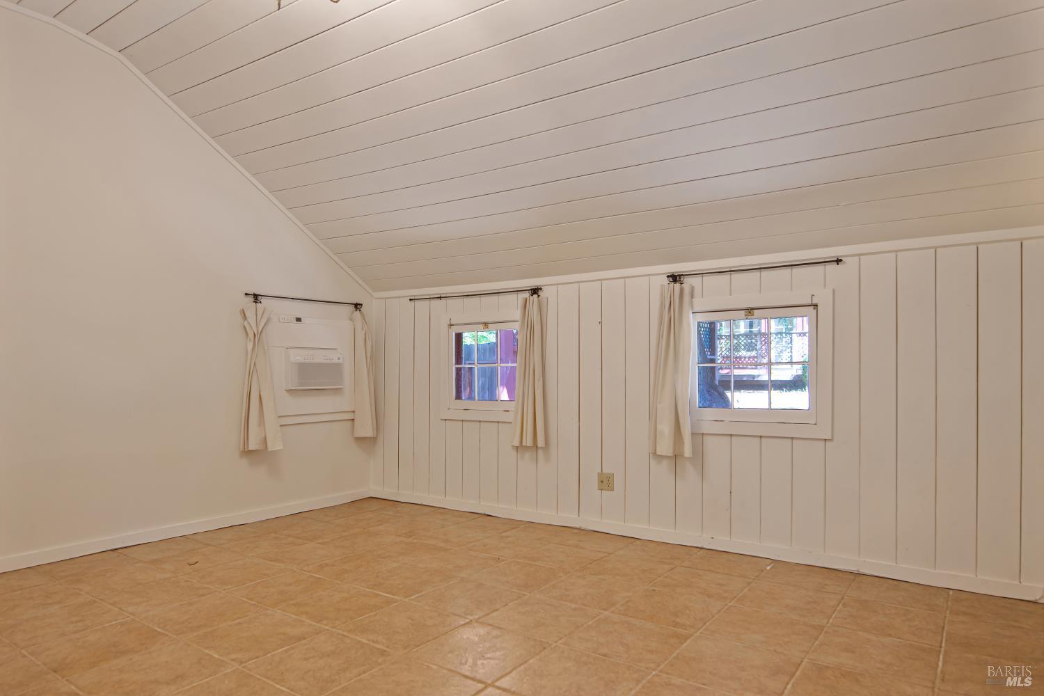 18935 5th Street W Sonoma CA 95476
