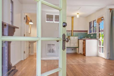 18935 5th Street W Sonoma CA 95476