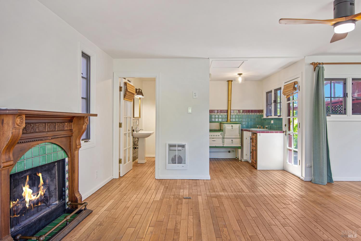 18935 5th Street W Sonoma CA 95476