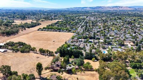 18935 5th Street W Sonoma CA 95476
