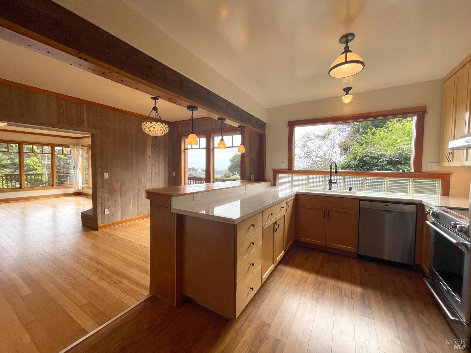 44920 Little Lake Road Mendocino CA 95460