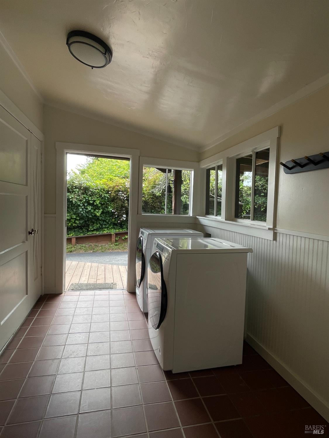 44920 Little Lake Road Mendocino CA 95460