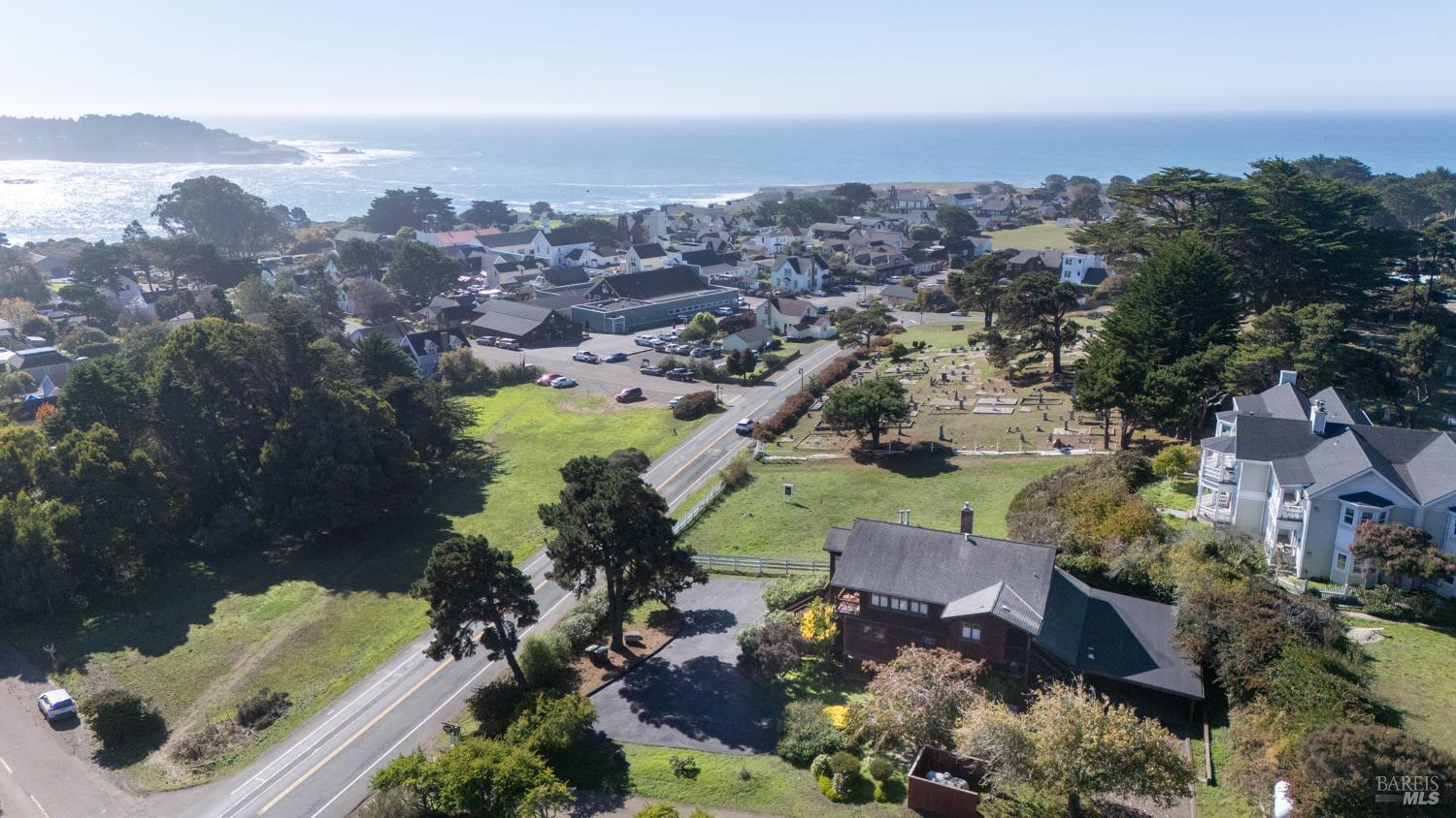 44920 Little Lake Road Mendocino CA 95460