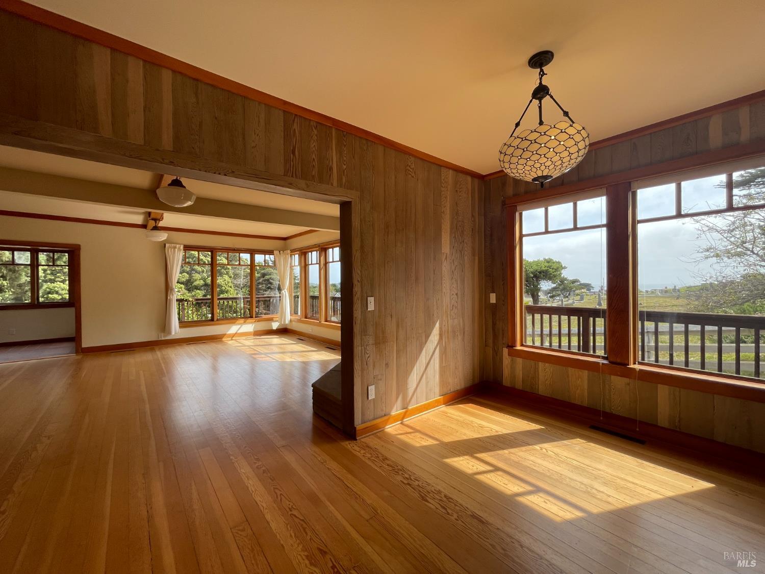 44920 Little Lake Road Mendocino CA 95460