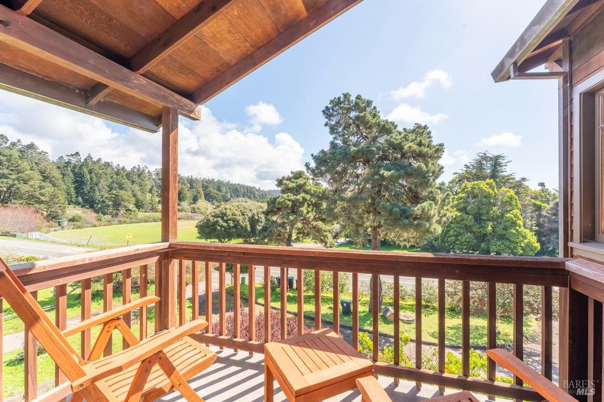 44920 Little Lake Road Mendocino CA 95460