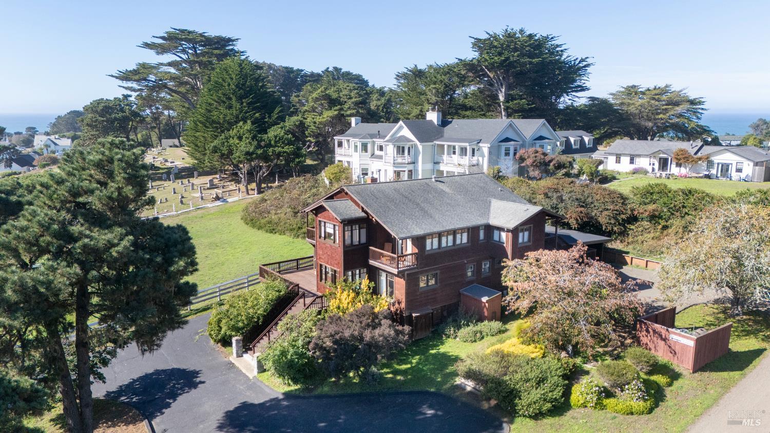 44920 Little Lake Road Mendocino CA 95460