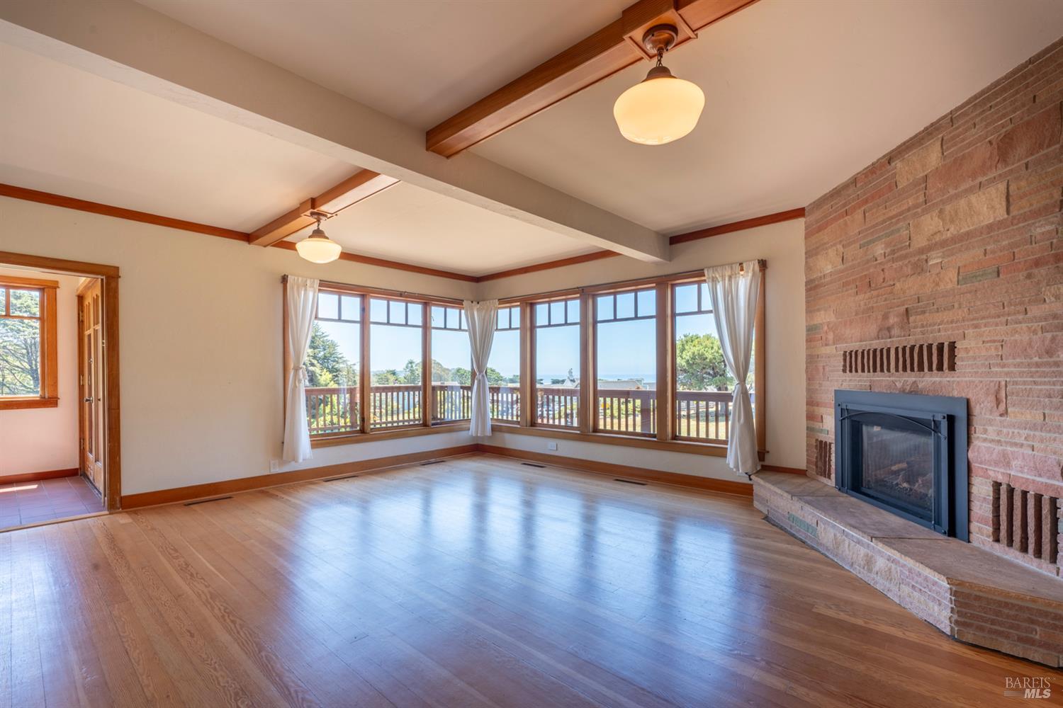 44920 Little Lake Road Mendocino CA 95460
