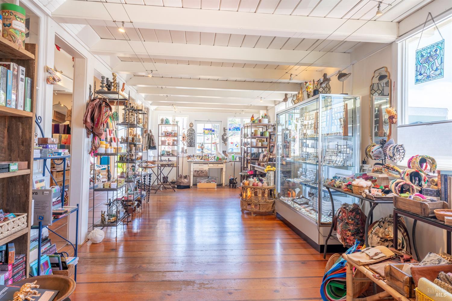 10540 Lansing Street Mendocino CA 95460