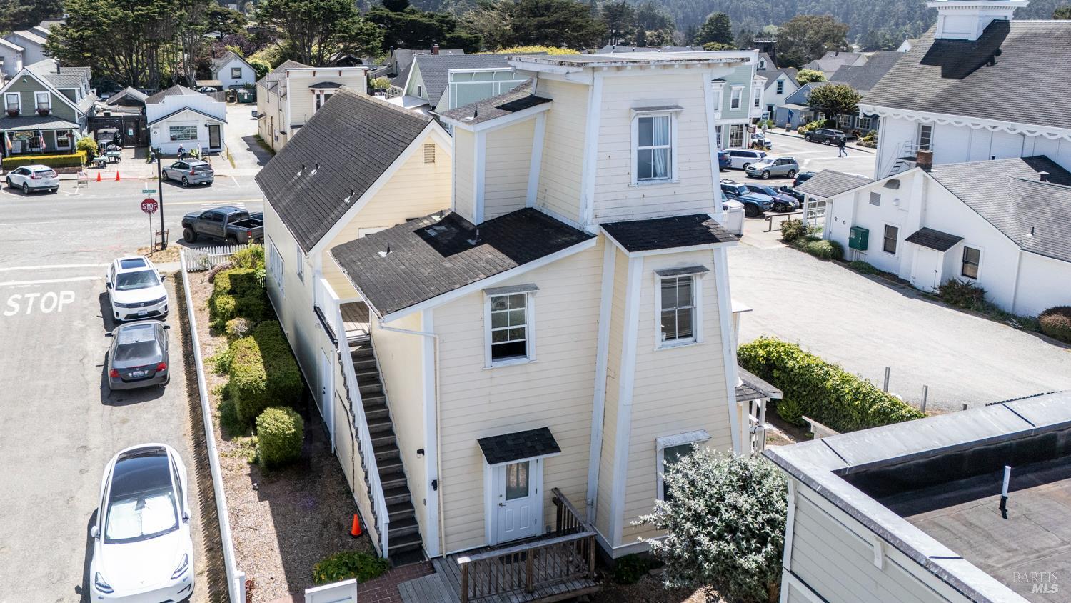 10540 Lansing Street Mendocino CA 95460