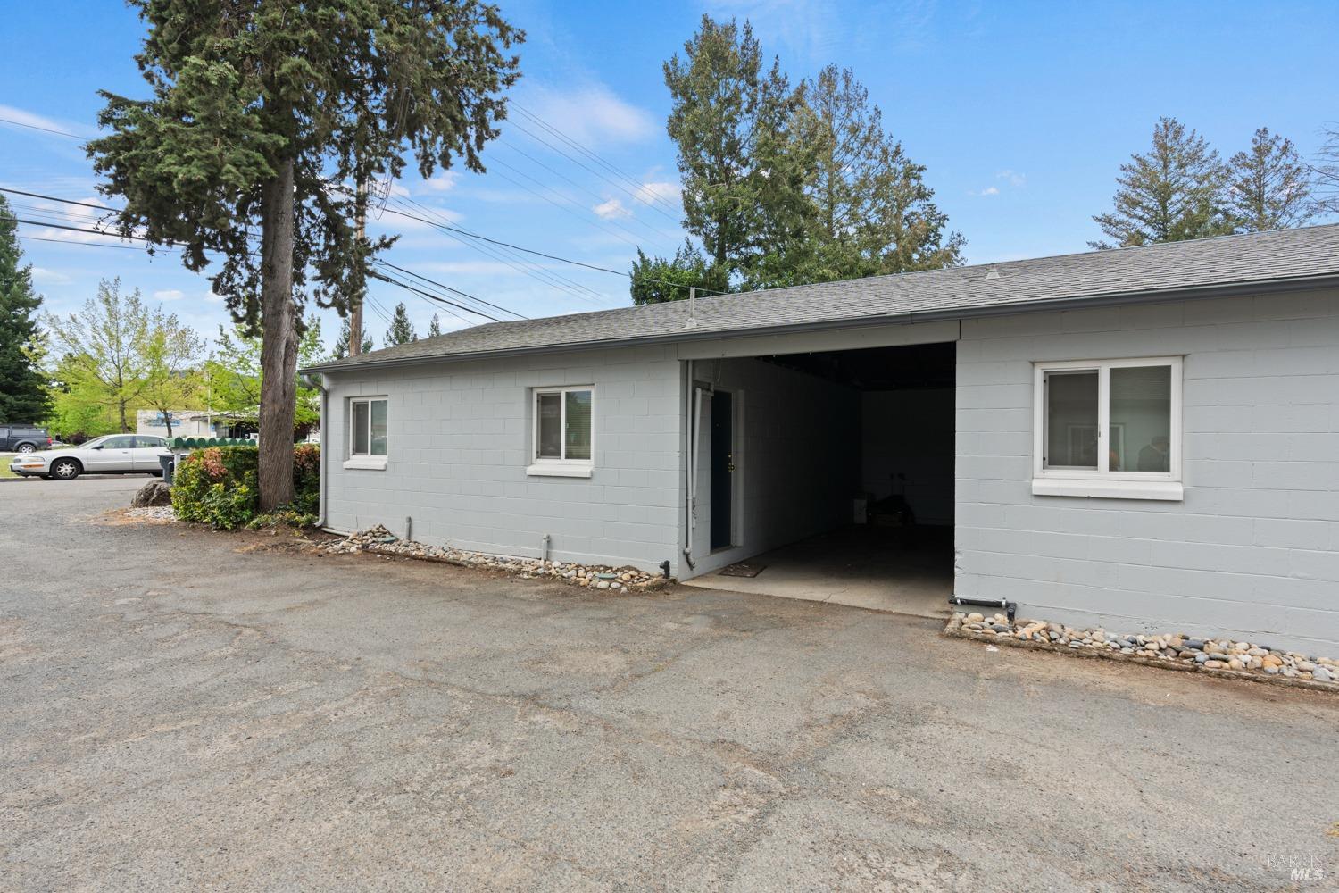 530-570 Talmage Road Ukiah CA 95482
