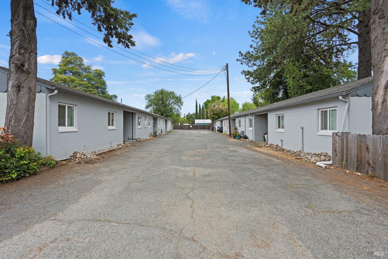 530-570 Talmage Road Ukiah CA 95482