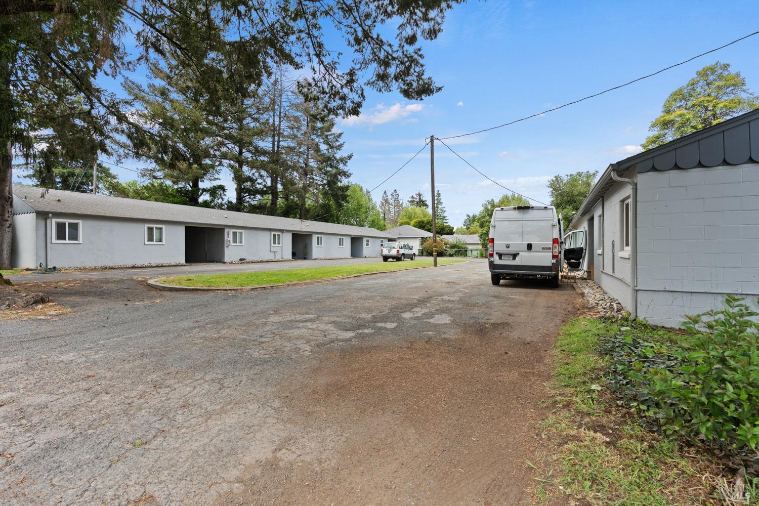 530-570 Talmage Road Ukiah CA 95482