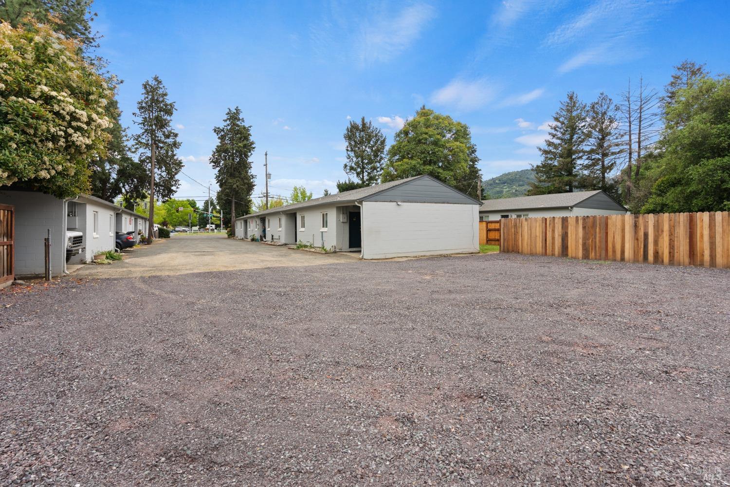 530-570 Talmage Road Ukiah CA 95482