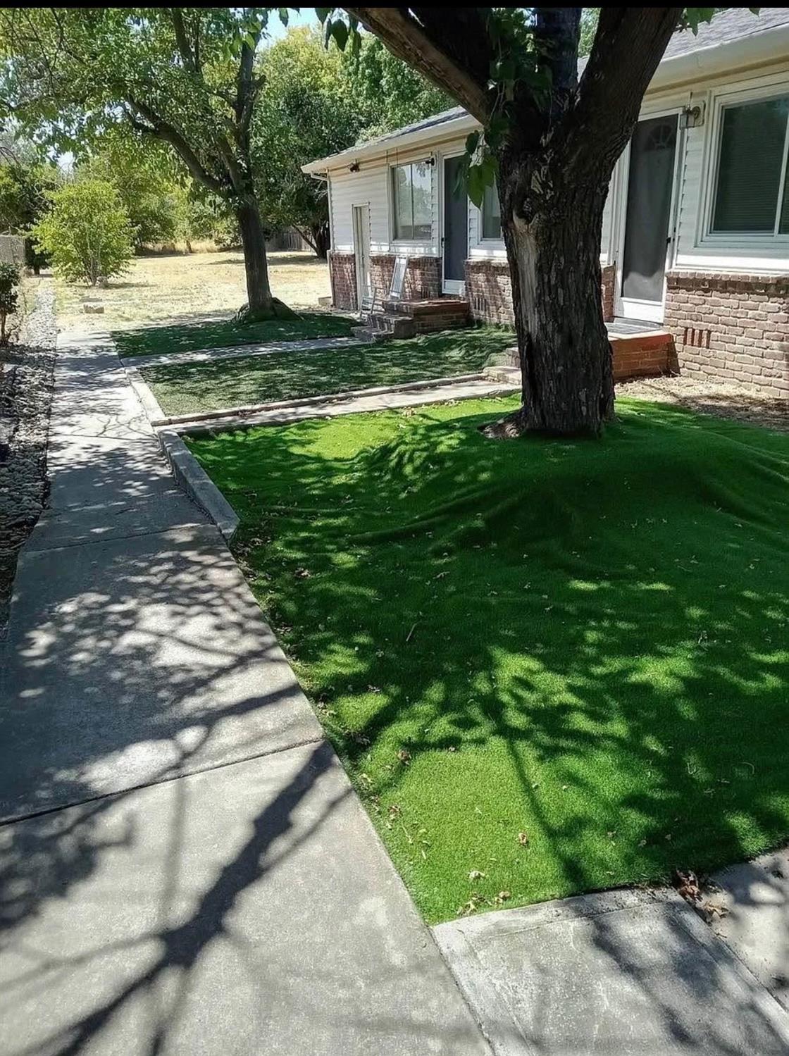 2749 Fairfield Street Sacramento CA 95815