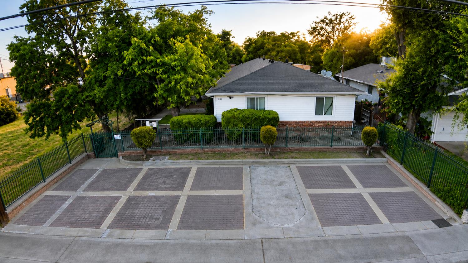 2749 Fairfield Street Sacramento CA 95815