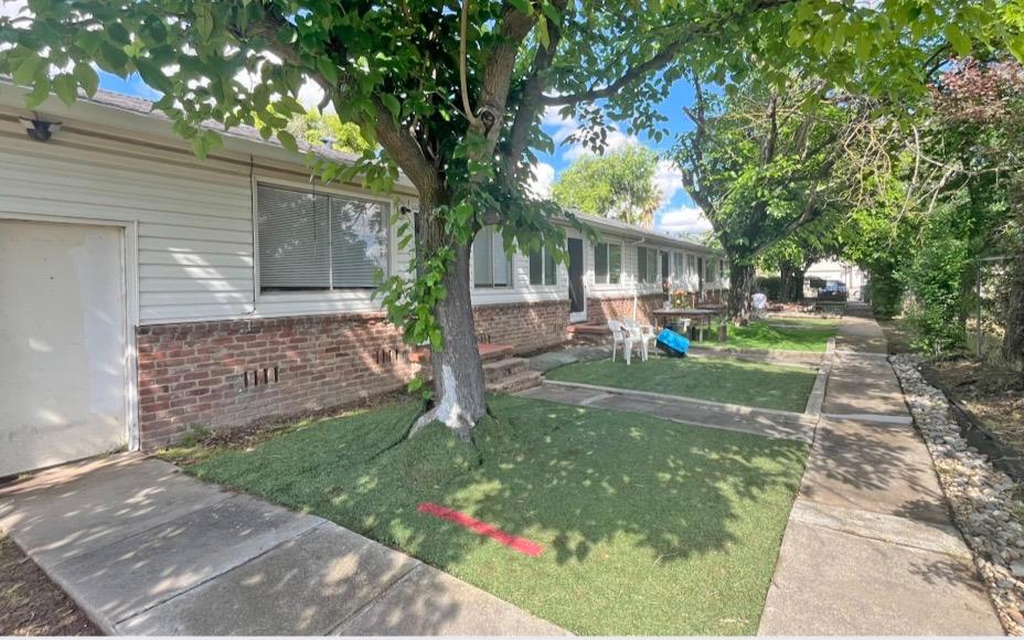 2749 Fairfield Street Sacramento CA 95815