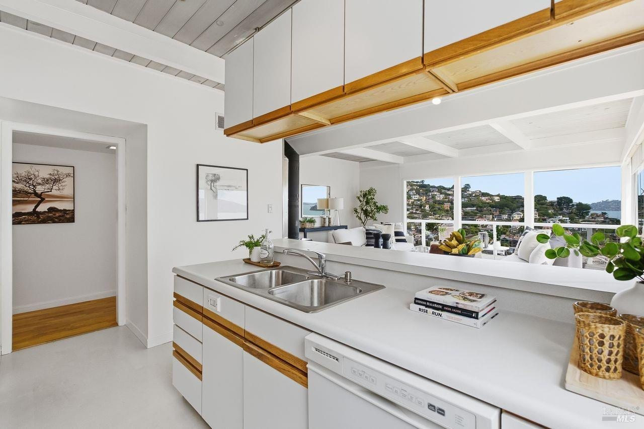 42 Edwards Avenue Sausalito CA 99465