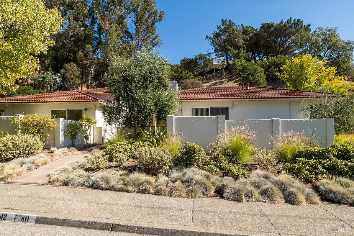 40-44 Elizabeth Way San Rafael CA 94901
