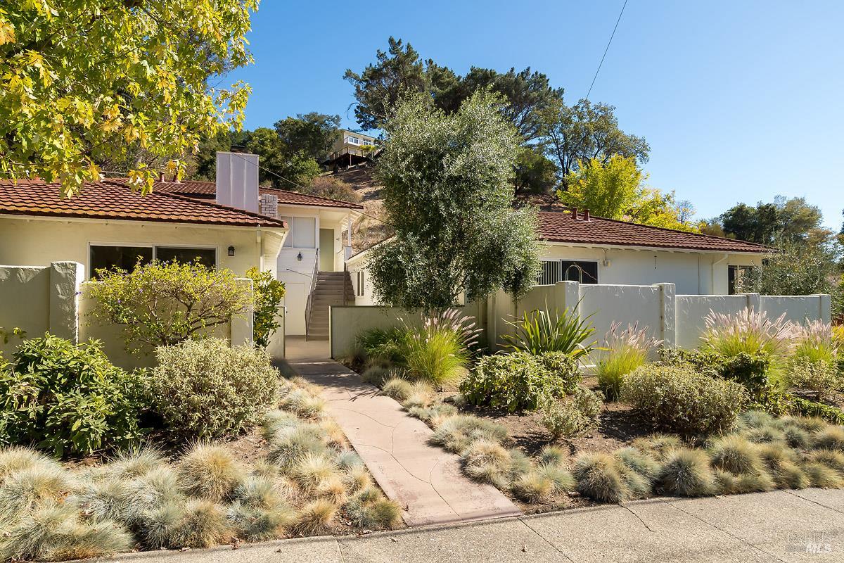 40-44 Elizabeth Way San Rafael CA 94901