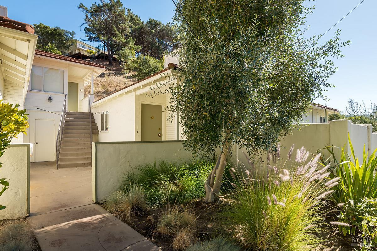 40-44 Elizabeth Way San Rafael CA 94901